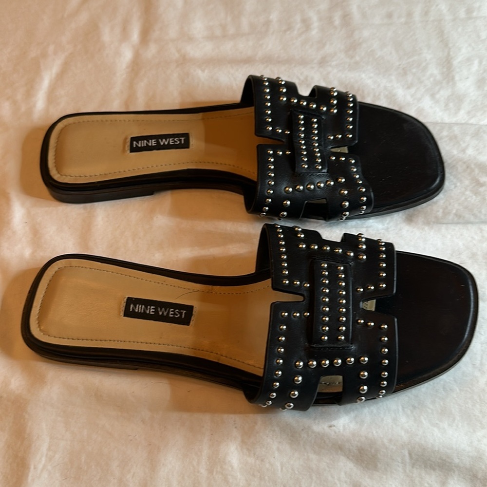 Nine West black leather slides - Picture 2 of 5